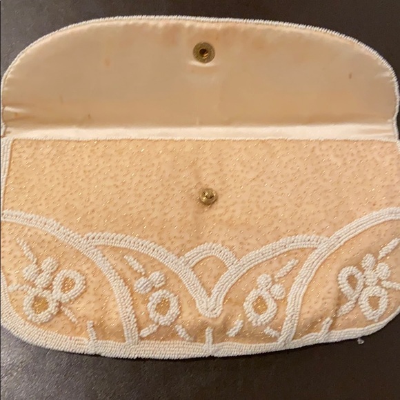 Vintage 1950s Hand-Beaded Clutch - Picture 5 of 6